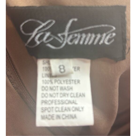 NWOT La Femme Lace Wedding Gown in Brown - Picture 5 of 6